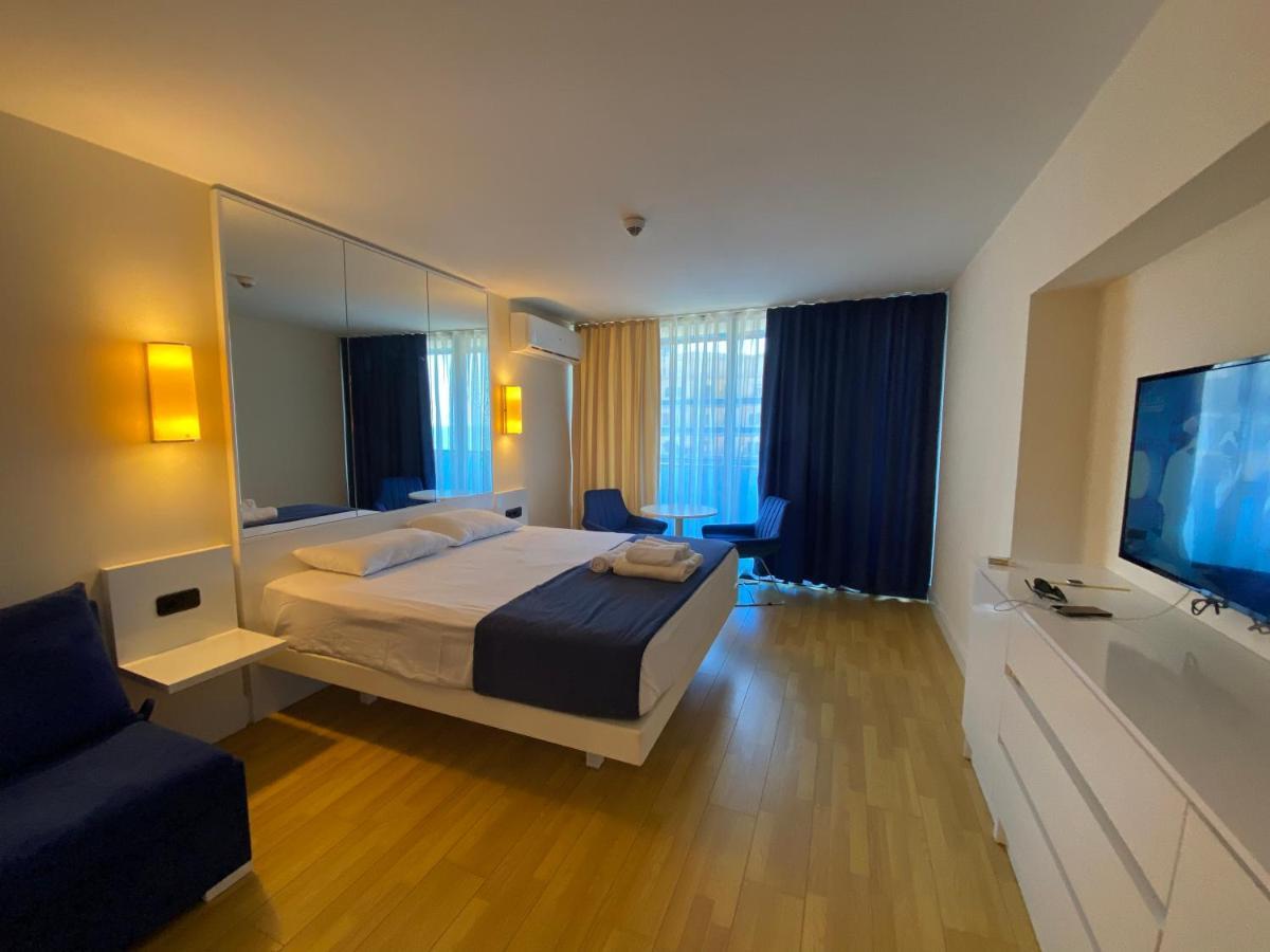 באטומי Orbi City Sea View מראה חיצוני תמונה