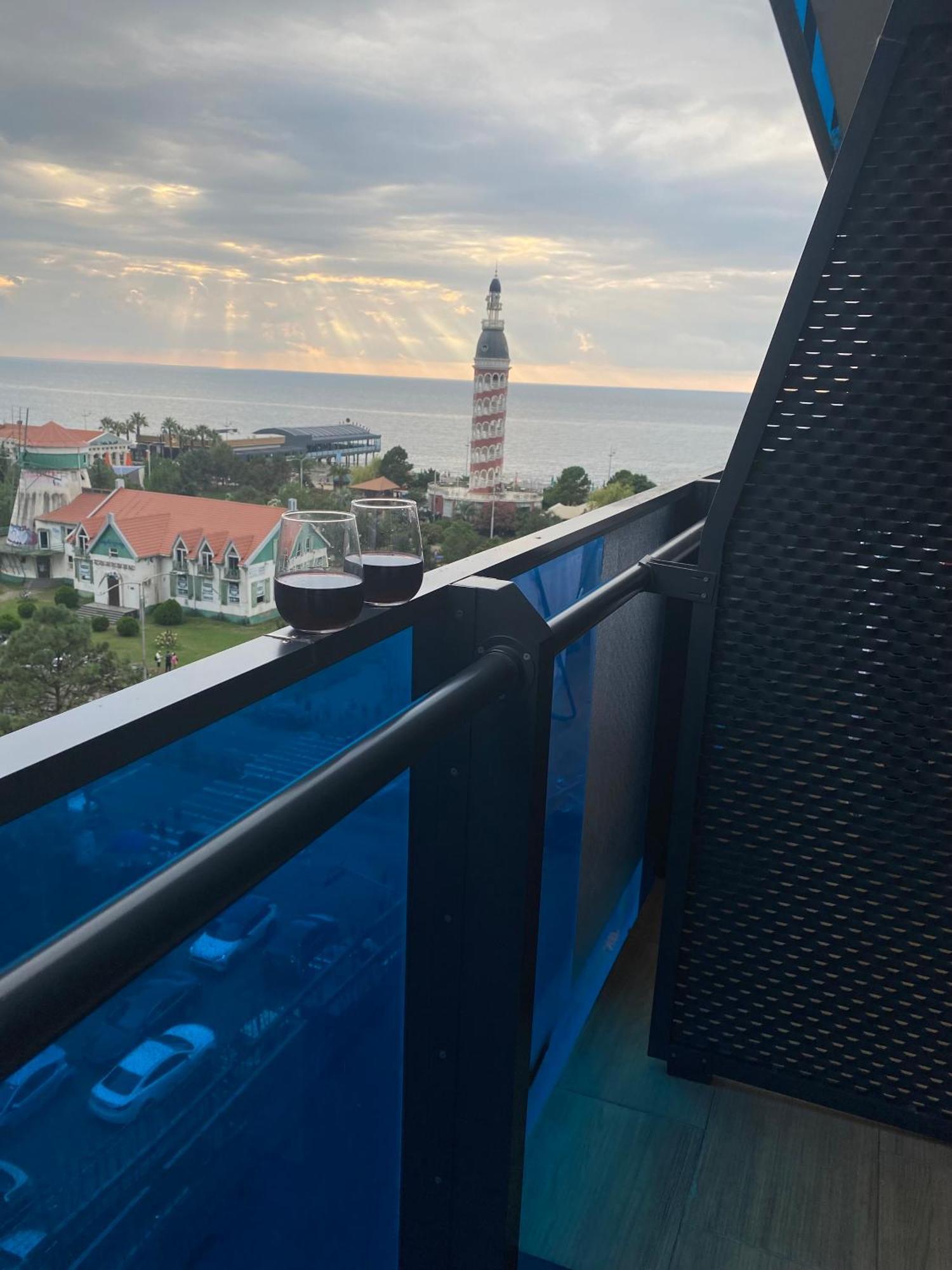 באטומי Orbi City Sea View מראה חיצוני תמונה